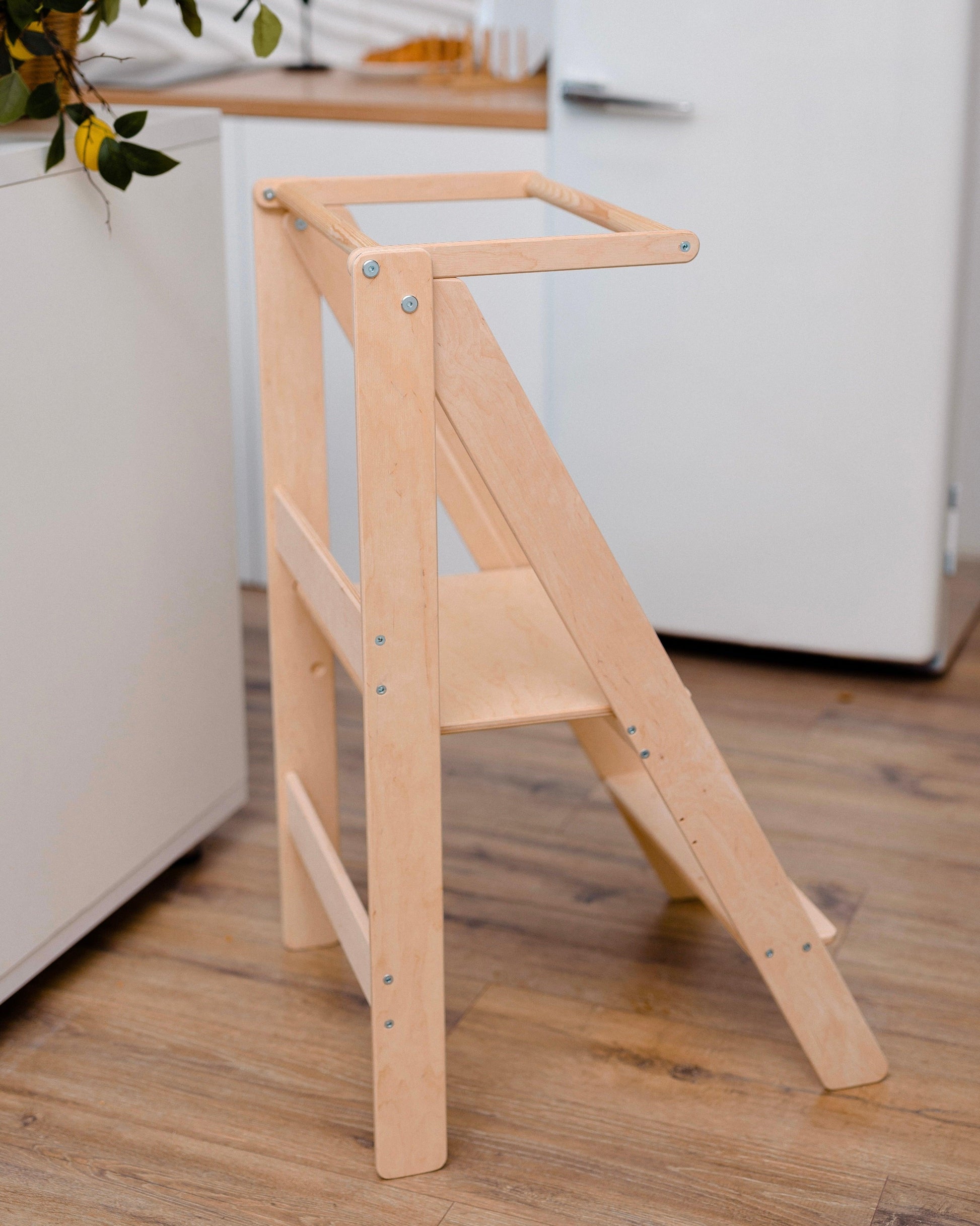 Montessori Kitchen Helper – Foldable Wooden Learning Tower - FurniToys